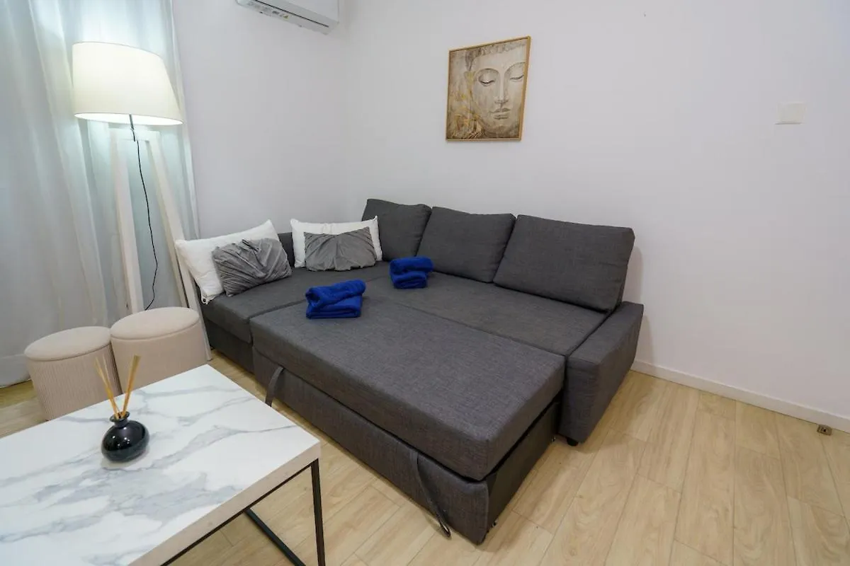 Kitieos 163 Suite In Finikoudes Larnaca